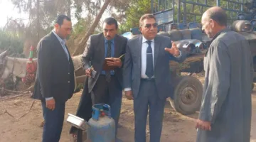 محافظ الدقهلية يكتشف تلاعباً في وزن أنابيب الغاز خلال تفتيش مفاجئ