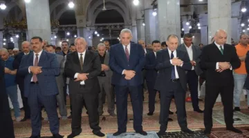 محافظ الغربية يؤدي صلاة عيد الأضحى في مسجد السيد البدوي ويقدم التهاني للجمهور