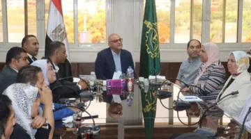 محافظ القليوبية يجتمع بممثلي اتحاد “بشبابها” من وزارة الشباب والرياضة