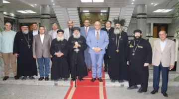 محافظ القليوبية يرحب بالأنبا مكسيموس مطران بنها لتهنئته بعيد الأضحى