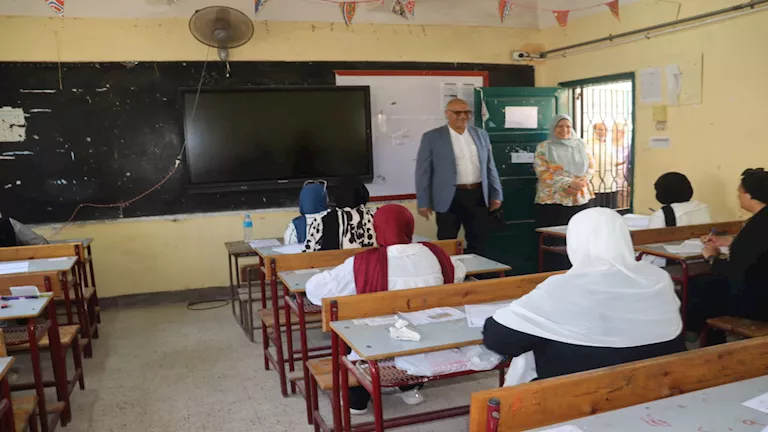 محافظ القليوبية يزور مراكز امتحانات الثانوية العامة – صور