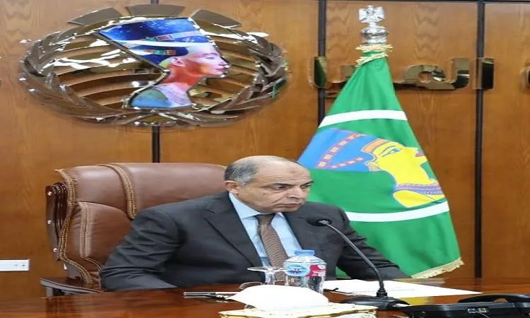 محافظ المنيا: خطة توفير الكهرباء واجب وطني يتطلب تعاون الجميع محافظ المنيا: خطة توفير الكهرباء واجب وطني يتطلب تعاون الجميع