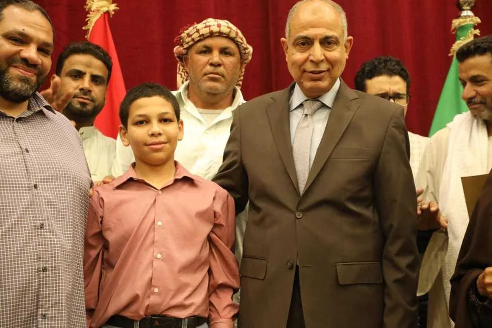 محافظ المنيا يوزع 328 عقداً لتسوية أوضاع أراضي الدولة محافظ المنيا يوزع 328 عقداً لتسوية أوضاع أراضي الدولة