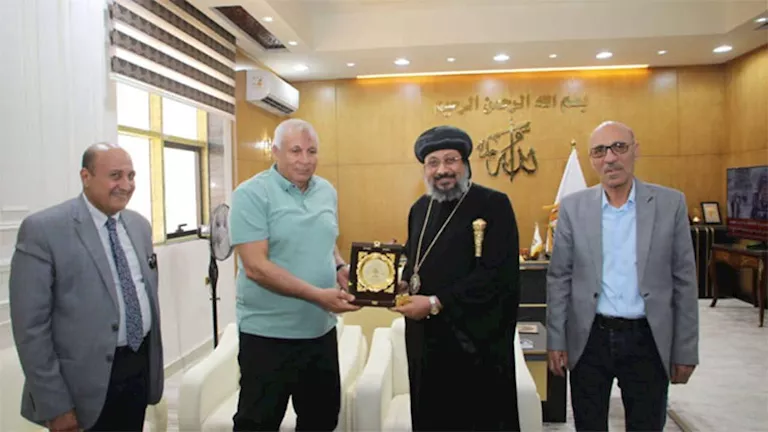 محافظ الوادي الجديد يستقبل وفدًا كنسيًا بمناسبة عيد الأضحى المبارك محافظ الوادي الجديد يستقبل وفدًا كنسيًا بمناسبة عيد الأضحى المبارك