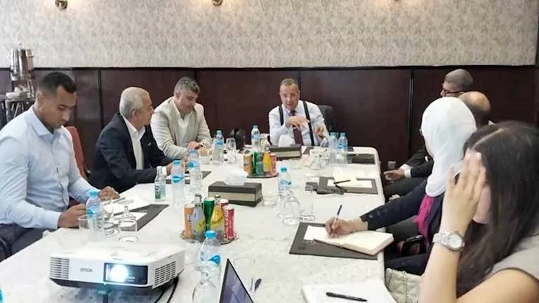 محافظ جنوب سيناء يراقب تقدم تطبيق استراتيجية شرم الشيخ البيئية