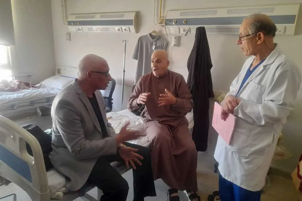 محافظ شمال سيناء يزور الجرحى الفلسطينيين في مستشفى نخل المركزي بمناسبة عيد الأضحى محافظ شمال سيناء يزور الجرحى الفلسطينيين في مستشفى نخل المركزي بمناسبة عيد الأضحى