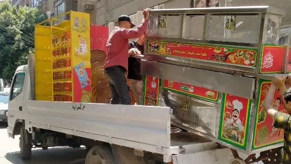 محافظة الجيزة تتخلص من 1200 حالة إشغال للمقاهي والكافيهات في شارعي المريوطية واللبيني بحي فيصل محافظة الجيزة تتخلص من 1200 حالة إشغال للمقاهي والكافيهات في شارعي المريوطية واللبيني بحي فيصل