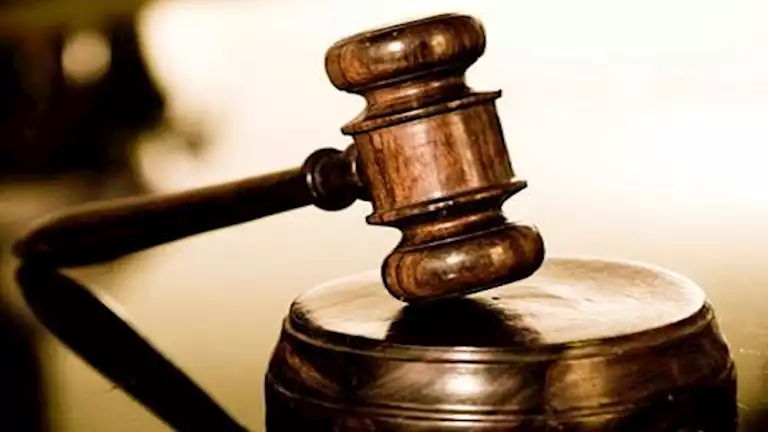 محكمة الجنايات تُبرئ 12 متهماً من تهم البلطجة وحيازة السلاح في نزاع مع حلواني معروف بالجيزة محكمة الجنايات تُبرئ 12 متهماً من تهم البلطجة وحيازة السلاح في نزاع مع حلواني معروف بالجيزة