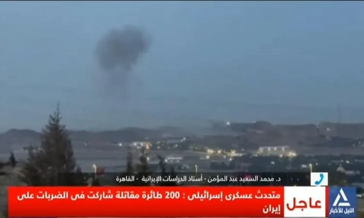 محللون سياسيون: إيران تواجه الغارات الإسرائيلية محللون سياسيون: إيران تواجه الغارات الإسرائيلية