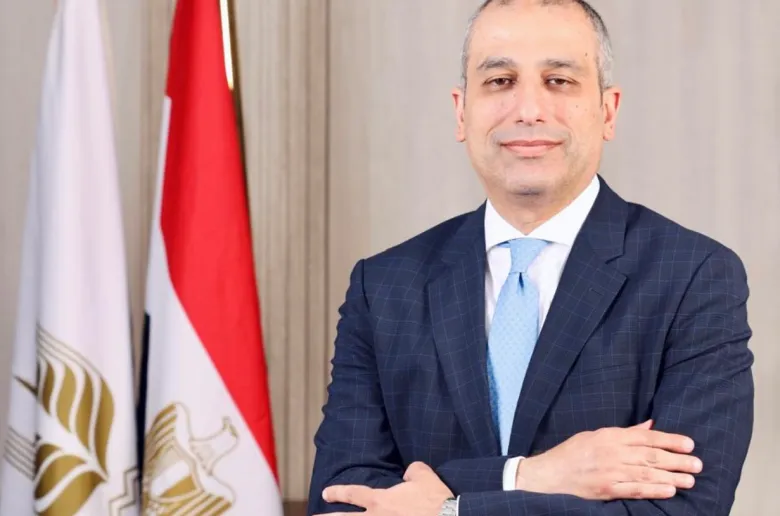 محمد أبو السعود، الرئيس التنفيذي للبنك الزراعي المصري، يصبح عضواً في مجلس إدارة اتحاد بنوك مصر. محمد أبو السعود، الرئيس التنفيذي للبنك الزراعي المصري، يصبح عضواً في مجلس إدارة اتحاد بنوك مصر.