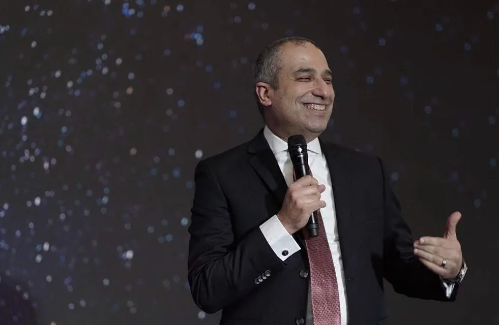 محمد أبو السعود، رئيس البنك الزراعي، يصبح عضوًا في مجلس إدارة اتحاد بنوك مصر.