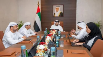 محمد بن حمد: “المتسوق الخفي” ساهم في تحسين أداء الفجيرة