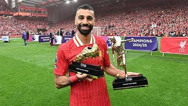 محمد صلاح يتربع على قائمة اللاعبين الأكثر مساهمة في الأهداف في جميع البطولات الإنجليزية محمد صلاح يتربع على قائمة اللاعبين الأكثر مساهمة في الأهداف في جميع البطولات الإنجليزية