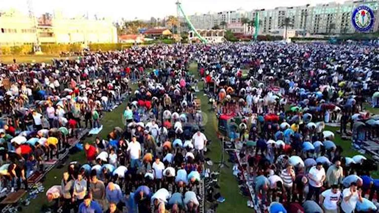 محمد علي يشرح الظروف التي تتيح أداء صلاة العيد في اليوم الثاني. محمد علي يشرح الظروف التي تتيح أداء صلاة العيد في اليوم الثاني.