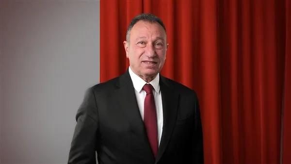 محمود الخطيب يتفقد حالة إمام عاشور بعد تعرضه للإصابة أمام إنتر ميامي محمود الخطيب يتفقد حالة إمام عاشور بعد تعرضه للإصابة أمام إنتر ميامي