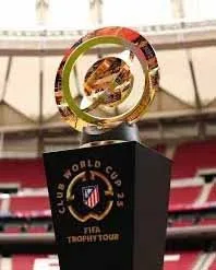 محمود عاشور يتوجه إلى الولايات المتحدة اليوم للمشاركة في تحكيم بطولة كأس العالم للأندية. محمود عاشور يتوجه إلى الولايات المتحدة اليوم للمشاركة في تحكيم بطولة كأس العالم للأندية.