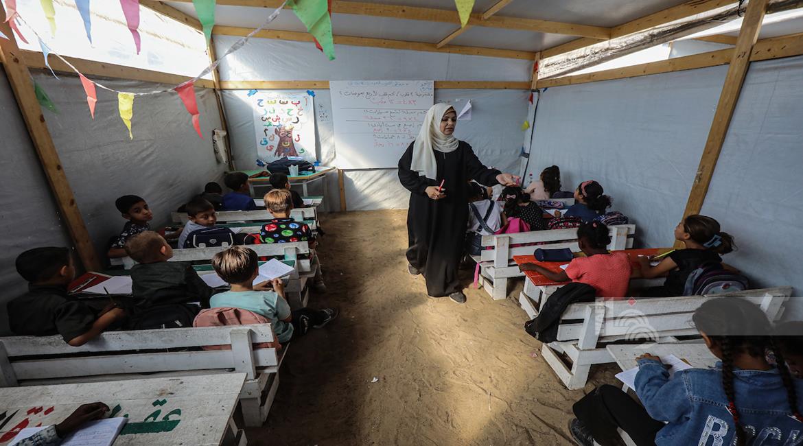 محو التعليم الفلسطيني: استشهاد 16,607 طالب وتدمير 111 مؤسسة تعليمية