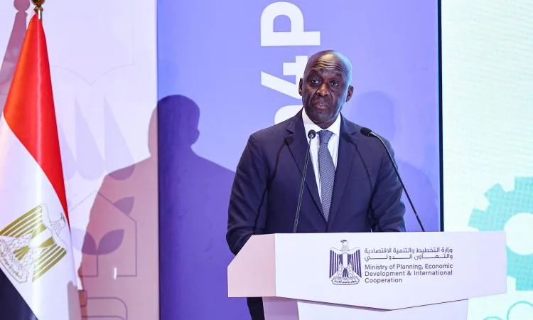 “مختار ديوب”: مصر تمكنت من جذب التمويل التنموي وتركيزه على أولوياتها التنموية. “مختار ديوب”: مصر تمكنت من جذب التمويل التنموي وتركيزه على أولوياتها التنموية.