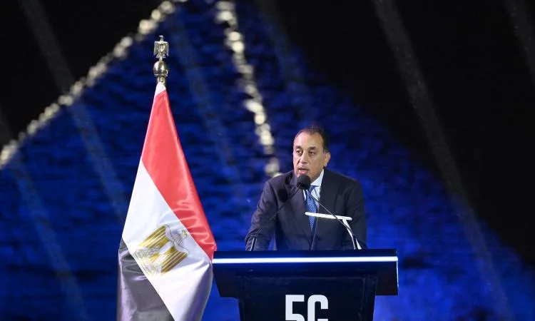 مدبولي: القيادة المصرية تحت رئاسة الرئيس وضعت استراتيجية لتطوير “مصر الرقمية” مدبولي: القيادة المصرية تحت رئاسة الرئيس وضعت استراتيجية لتطوير “مصر الرقمية”