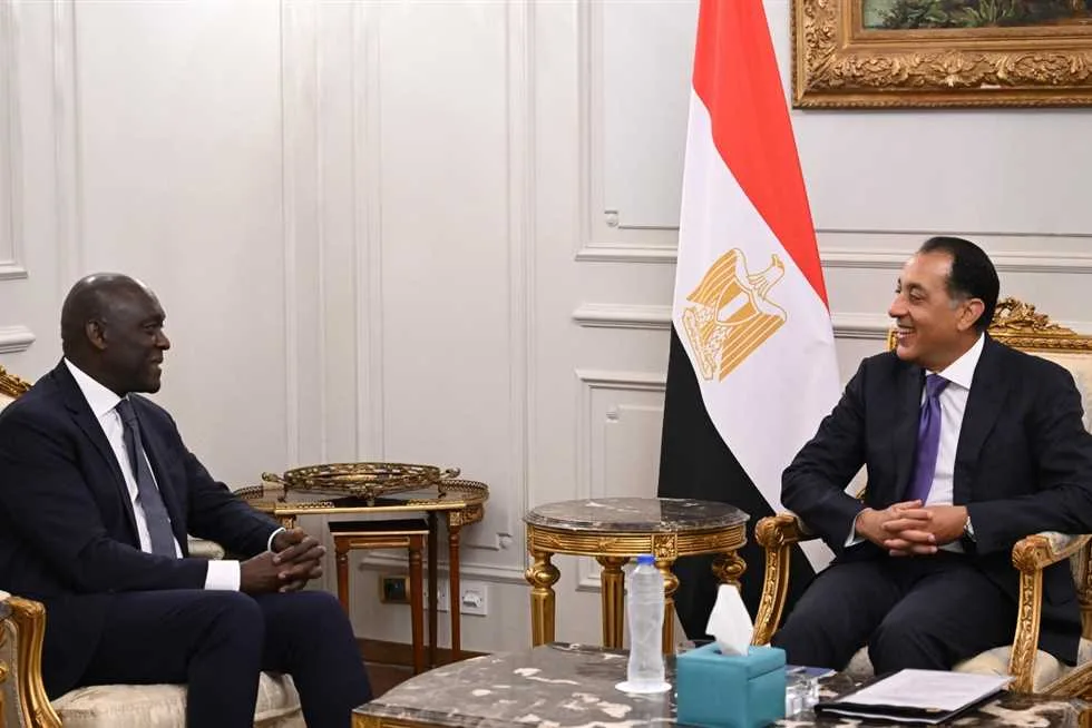 مدبولي: الكشف عن أول مزايدة لإدارة وتشغيل المطارات المصرية قبل نهاية السنة مدبولي: الكشف عن أول مزايدة لإدارة وتشغيل المطارات المصرية قبل نهاية السنة