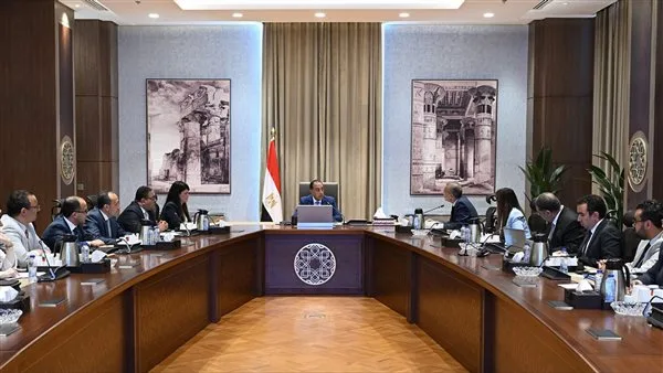 مدبولي يستعرض التحضيرات لتنفيذ التعداد السكاني والعمارات 2027 مدبولي يستعرض التحضيرات لتنفيذ التعداد السكاني والعمارات 2027