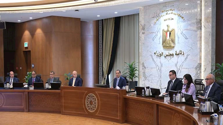 مدبولي يعقد اجتماع الحكومة اليوم لمناقشة التحضيرات لعيد الأضحى مدبولي يعقد اجتماع الحكومة اليوم لمناقشة التحضيرات لعيد الأضحى