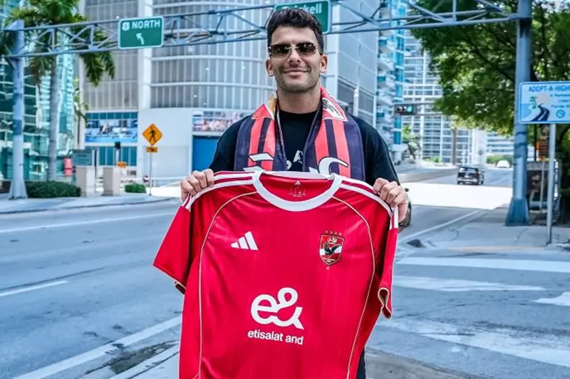 مدرب أحمال زيزو يكشف تفاصيل استعداداته لكأس العالم للأندية ويدلي بمعلومات عن نسبة مشاركته 85% مدرب أحمال زيزو يكشف تفاصيل استعداداته لكأس العالم للأندية ويدلي بمعلومات عن نسبة مشاركته 85%