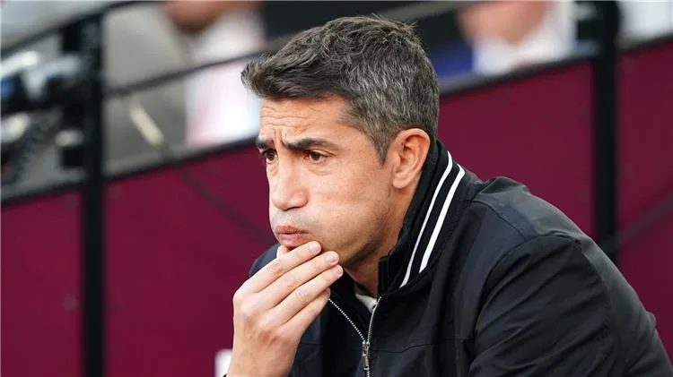 مدرب بنفيكا يتحدث عن انتقال كاريراس إلى ريال مدريد: يجب أن نُقبل العرض أولاً. مدرب بنفيكا يتحدث عن انتقال كاريراس إلى ريال مدريد: يجب أن نُقبل العرض أولاً.