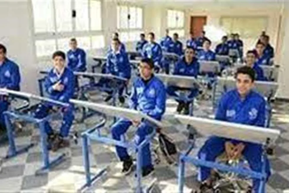 مدرسة العربي للتكنولوجيا التطبيقية كبديل للثانوية العامة 2025: التخصصات، الشروط، ومواعيد التقديم مدرسة العربي للتكنولوجيا التطبيقية كبديل للثانوية العامة 2025: التخصصات، الشروط، ومواعيد التقديم