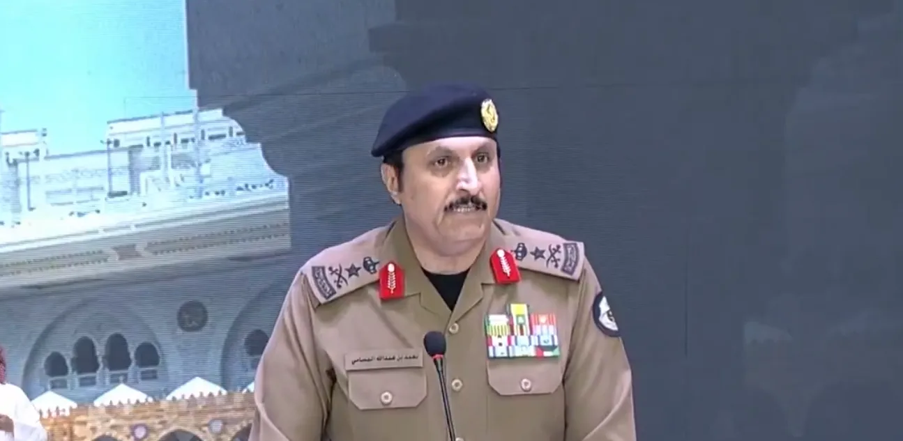 مدير الأمن العام: إعادة أكثر من 205 آلاف مقيم غير حاملين لتصريح الحج. مدير الأمن العام: إعادة أكثر من 205 آلاف مقيم غير حاملين لتصريح الحج.