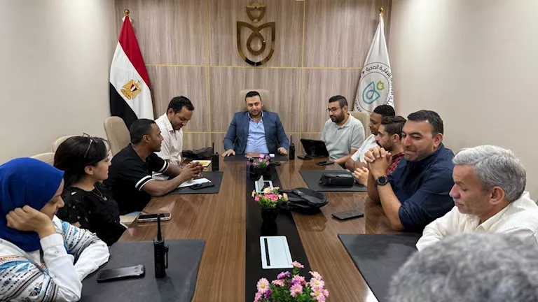 مدير الصحة في الأقصر يترأس غرفة الطوارئ تحضيرات لعيد الأضحى مدير الصحة في الأقصر يترأس غرفة الطوارئ تحضيرات لعيد الأضحى