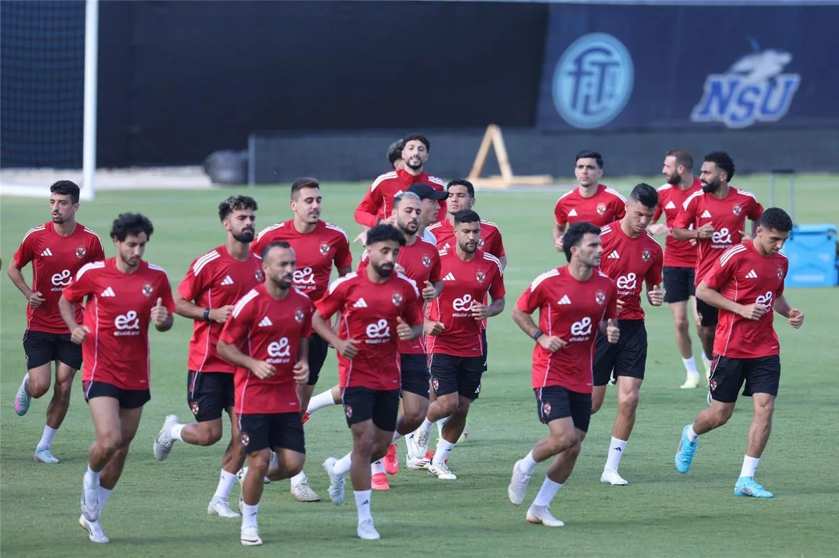 مران الأهلي: حماس شديد من اللاعبين وتدريبات استراتيجية تحت إشراف ريبيرو تحضيرًا لمواجهة إنتر ميامي مران الأهلي: حماس شديد من اللاعبين وتدريبات استراتيجية تحت إشراف ريبيرو تحضيرًا لمواجهة إنتر ميامي