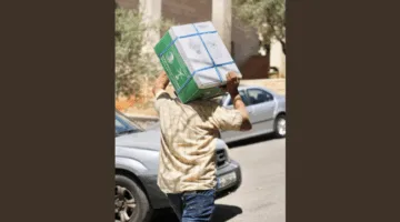 مركز الملك سلمان يوزع أكثر من ألف سلة تموينية في لبنان