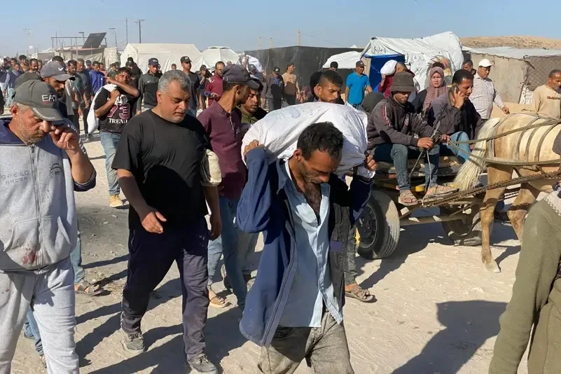 بريطانيا تدعو لإجراء تحقيق مستقل في وفاة عدد من الفلسطينيين بالقرب من مراكز المساعدات في غزة بريطانيا تدعو لإجراء تحقيق مستقل في وفاة عدد من الفلسطينيين بالقرب من مراكز المساعدات في غزة