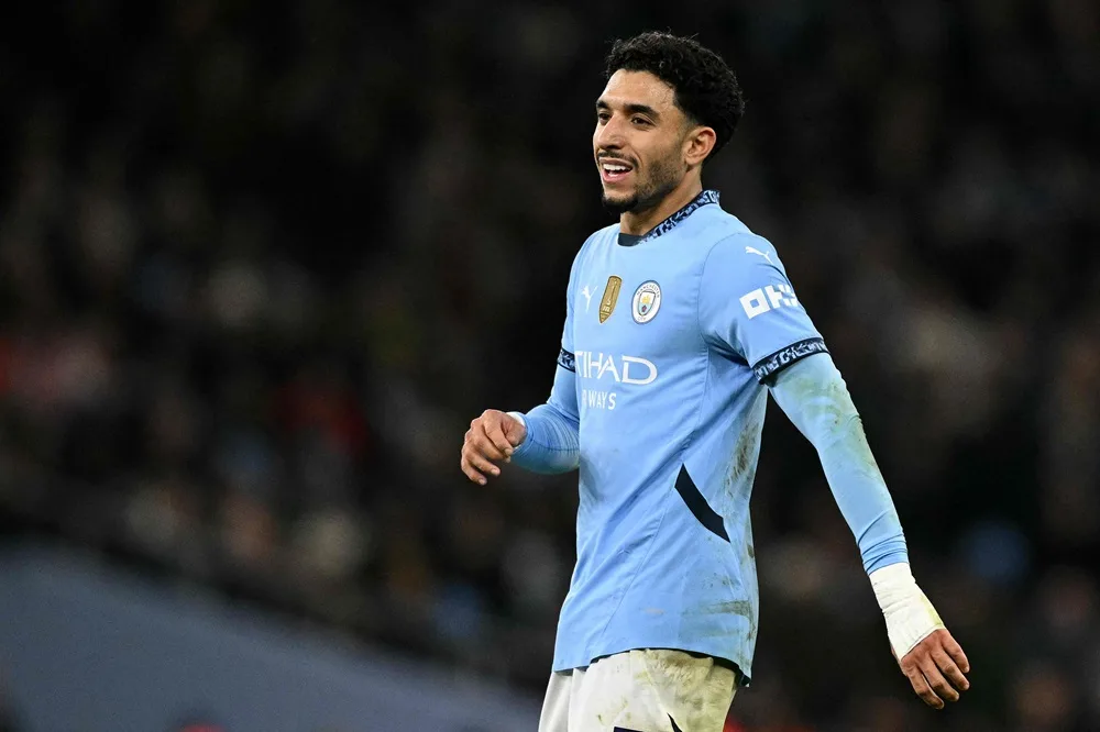 مرموش يتوجه من القاهرة للالتحاق بمعسكر مانشستر سيتي قبل كأس العالم للأندية. مرموش يتوجه من القاهرة للالتحاق بمعسكر مانشستر سيتي قبل كأس العالم للأندية.