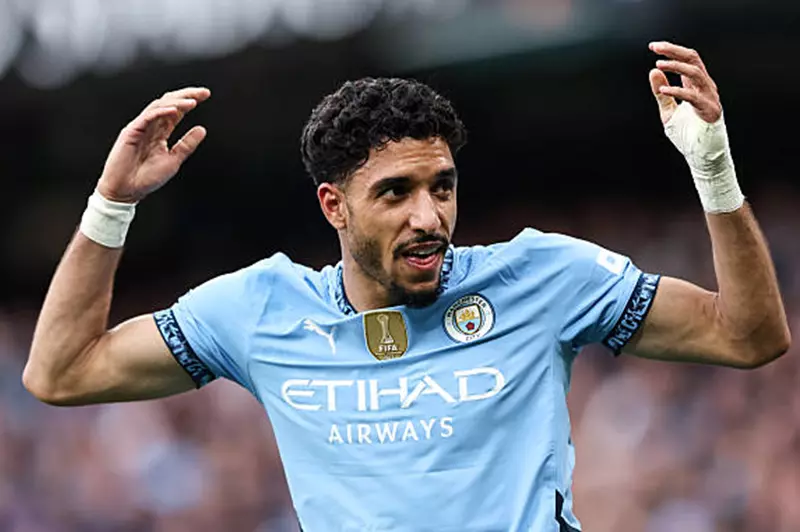 مرموش ينتظر.. هل سينضم لاعب عربي آخر لمانشستر سيتي قبل كأس العالم للأندية؟