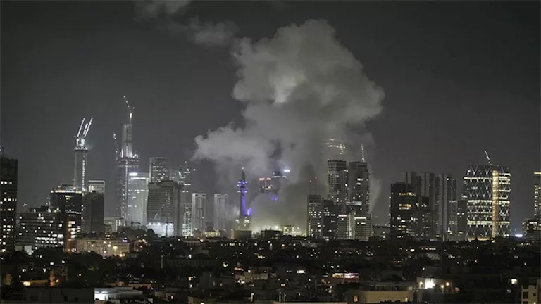 مسؤول إسرائيلي: الولايات المتحدة ودول أخرى قدمت الدعم لاعتراض الصواريخ الإيرانية مسؤول إسرائيلي: الولايات المتحدة ودول أخرى قدمت الدعم لاعتراض الصواريخ الإيرانية