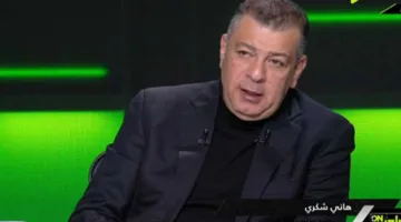 «مسؤول يسيء لسمعة الزمالك».. لاعب الأهلي السابق يوجه انتقادات لاذعة لهاني شكري