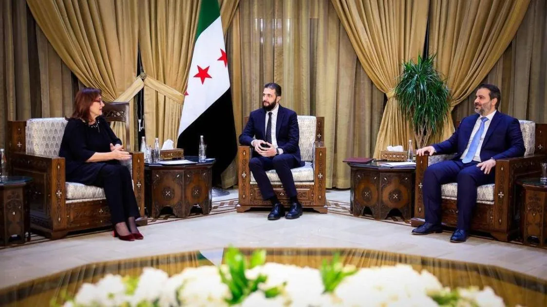 مسؤولة أوروبية: الدعم المالي لسوريا يُعتبر “إشارة واضحة” لتعزيز التعافي.