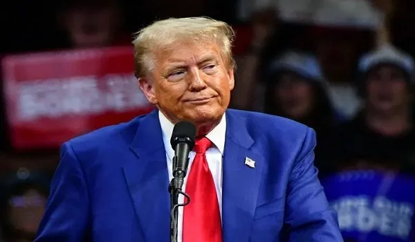 مسؤولون أمريكيون: ترامب رفض اقتراحا إسرائيليا لتصفية خامنئي مسؤولون أمريكيون: ترامب رفض اقتراحا إسرائيليا لتصفية خامنئي