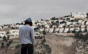 مستوطنون يؤسسون موقع استيطاني جديد شرق رام الله