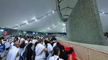 مشعر منى يستعد لاستقبال زوار بيت الله الحرام لرمي جمرة العقبة.