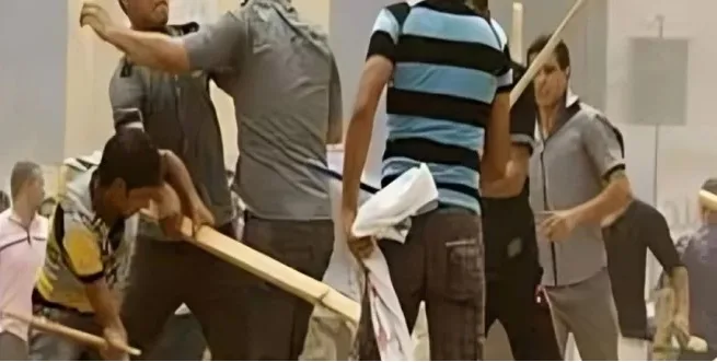 إصابة ثلاثة أفراد في اشتباك مسلح بقرية أبومناع بحري في دشنا، شمال قنا إصابة ثلاثة أفراد في اشتباك مسلح بقرية أبومناع بحري في دشنا، شمال قنا