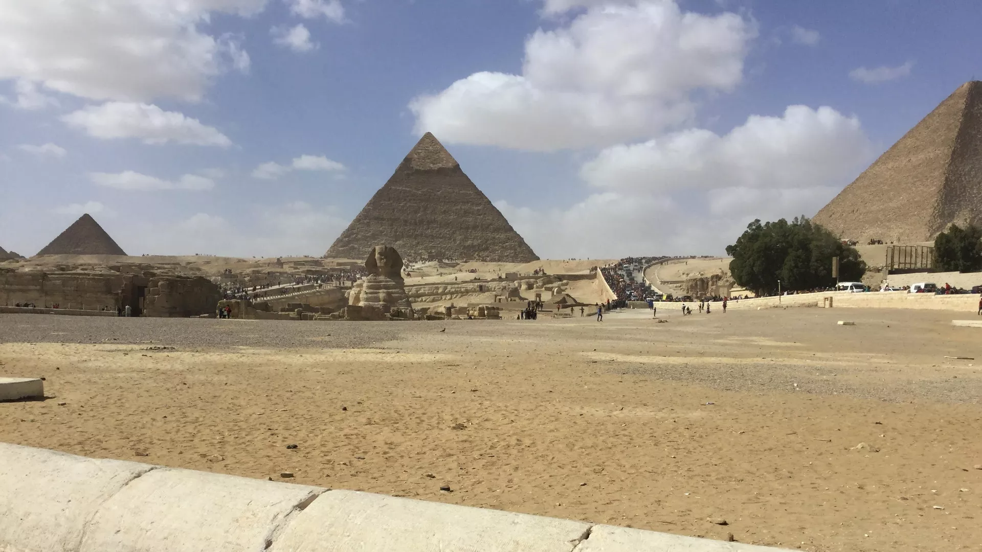 مصر تallocates 8.4 billion pounds to boost tourism investment and increase hotel rooms. مصر تallocates 8.4 billion pounds to boost tourism investment and increase hotel rooms.