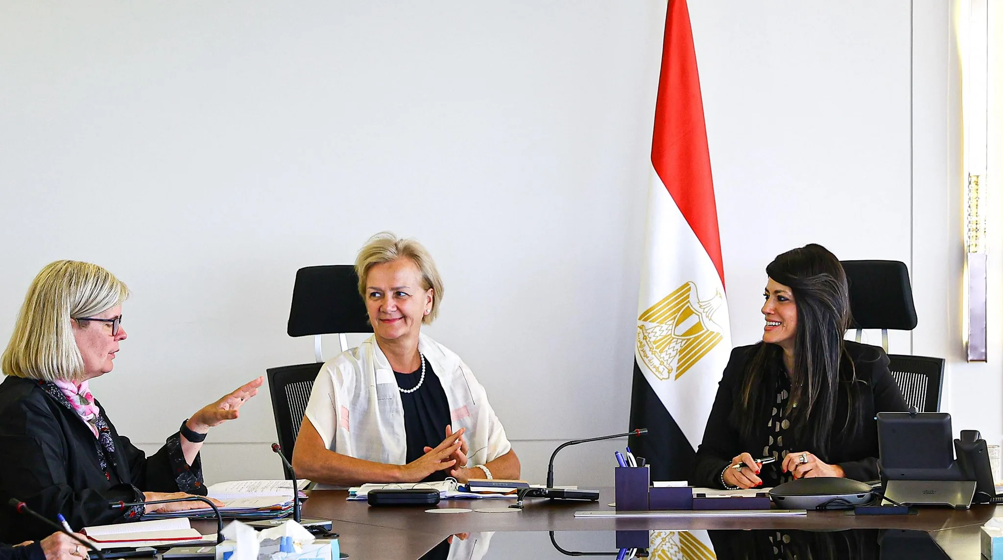 مصر تجري محادثات لإكمال المرحلة الثانية من الآلية الأوروبية لدعم الاقتصاد والميزانية. مصر تجري محادثات لإكمال المرحلة الثانية من الآلية الأوروبية لدعم الاقتصاد والميزانية.
