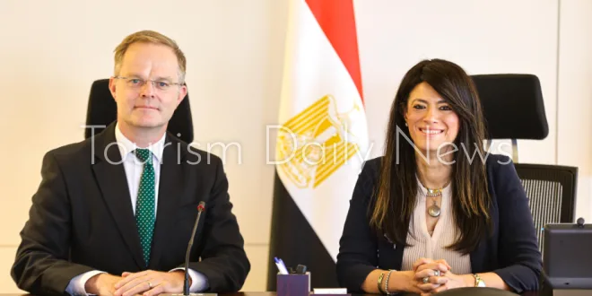 مصر وبريطانيا تتناولان تعزيز الروابط الاقتصادية والاستثمارية مصر وبريطانيا تتناولان تعزيز الروابط الاقتصادية والاستثمارية
