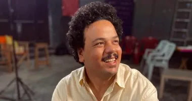مصطفى غريب يشارك “الجمهور” تفاصيل تجربته في “برستيج”: لحظات ممتعة خلف الكواليس مصطفى غريب يشارك “الجمهور” تفاصيل تجربته في “برستيج”: لحظات ممتعة خلف الكواليس