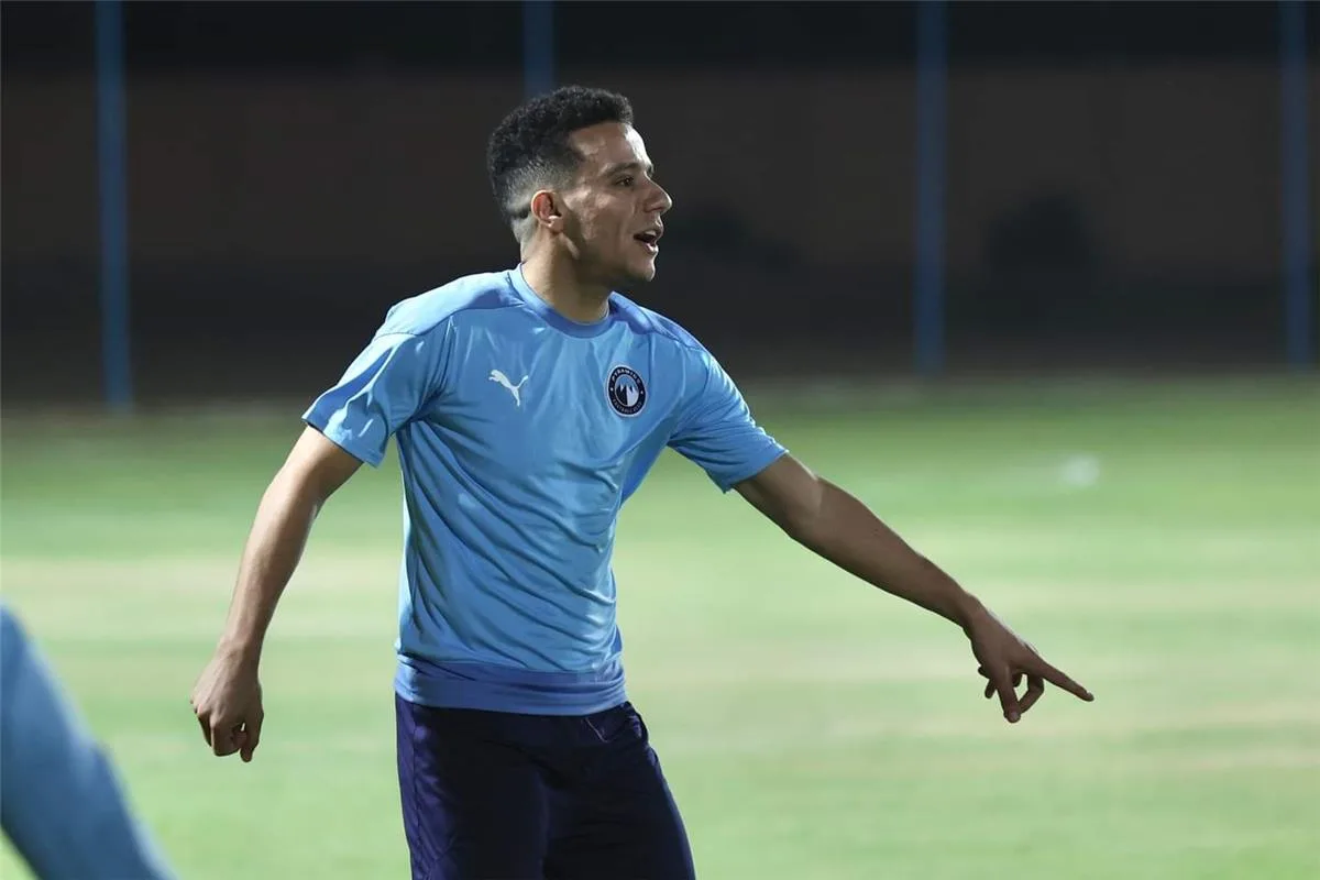 مصطفى فتحي: نبالغ في تقدير صن داونز.. وتعامُل الحكام معي تغير منذ أوقات الزمالك