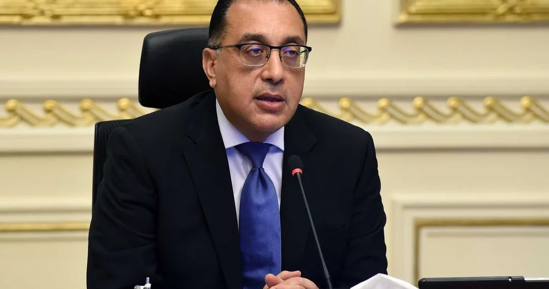 رئيس الحكومة المصرية: نراقب الوضع في إيران باستمرار.. وتعاون كامل مع محافظ البنك المركزي ووزير المالية لتعزيز المخزون الاستراتيجي من السلع. رئيس الحكومة المصرية: نراقب الوضع في إيران باستمرار.. وتعاون كامل مع محافظ البنك المركزي ووزير المالية لتعزيز المخزون الاستراتيجي من السلع.