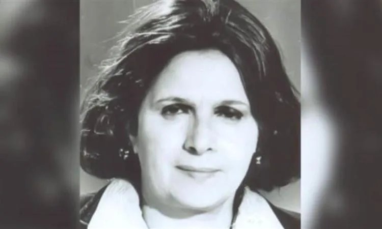 مصطفى همت: سحر المذيعة يفوق جمالها مصطفى همت: سحر المذيعة يفوق جمالها